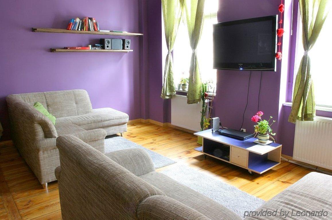 Frolic Goats Hostel Poznan Room photo