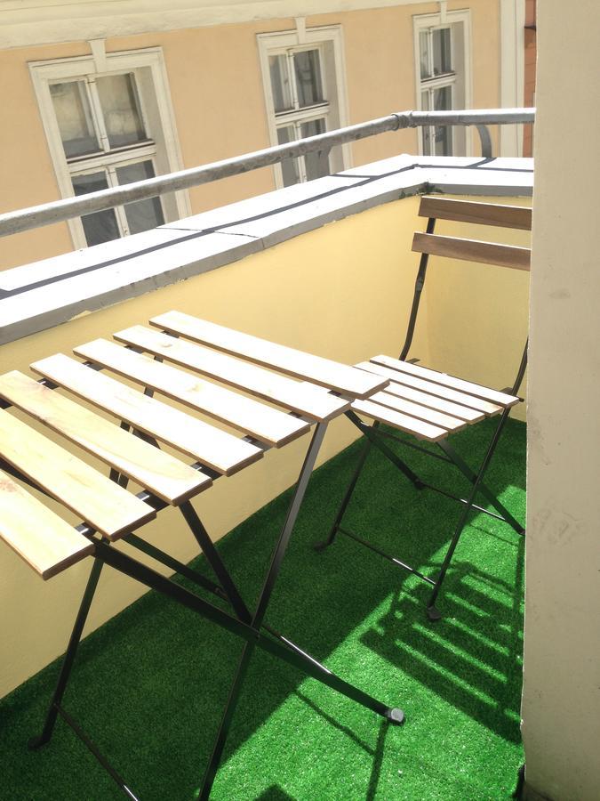 Frolic Goats Hostel Poznan Exterior photo