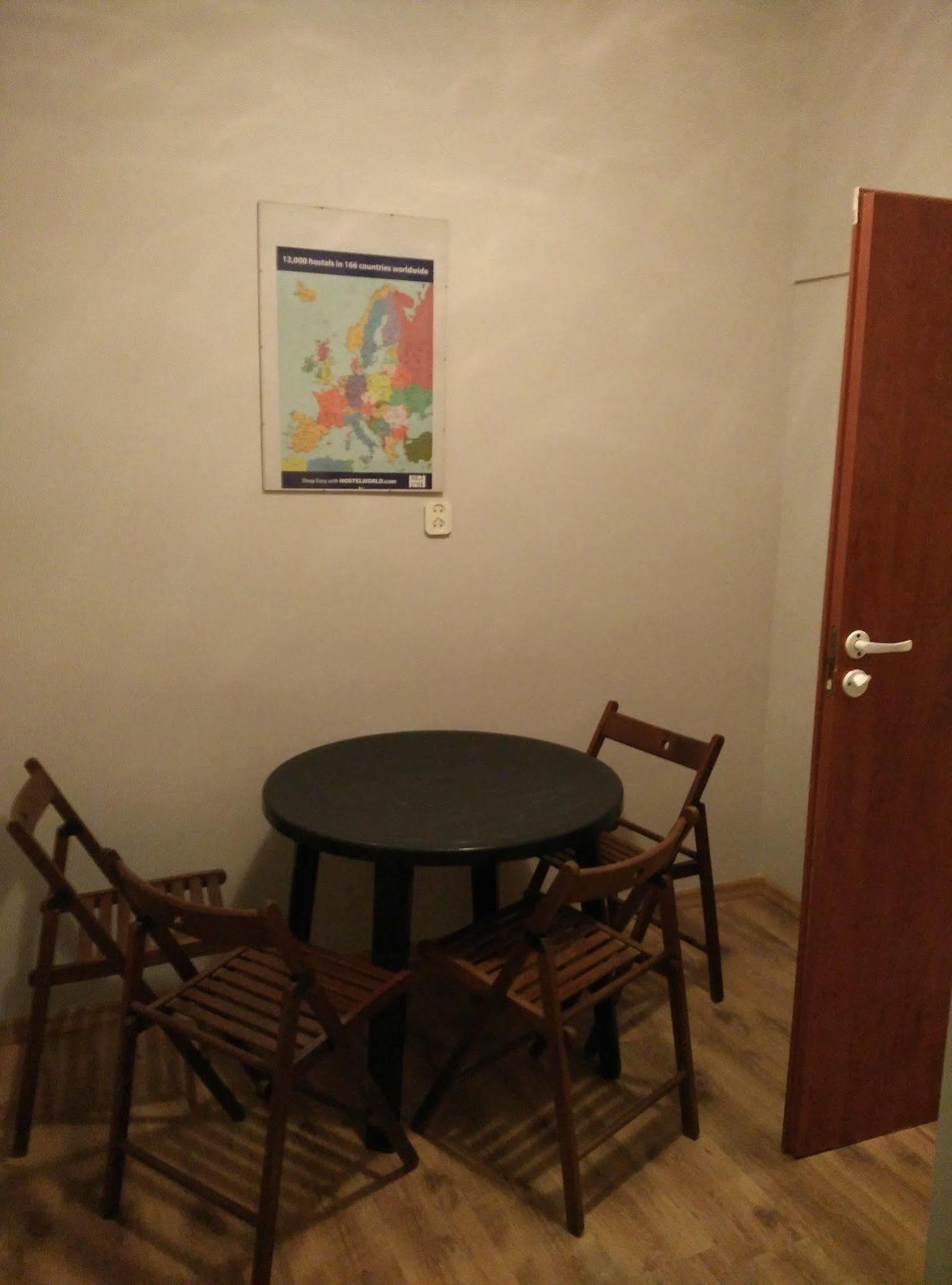 Frolic Goats Hostel Poznan Exterior photo