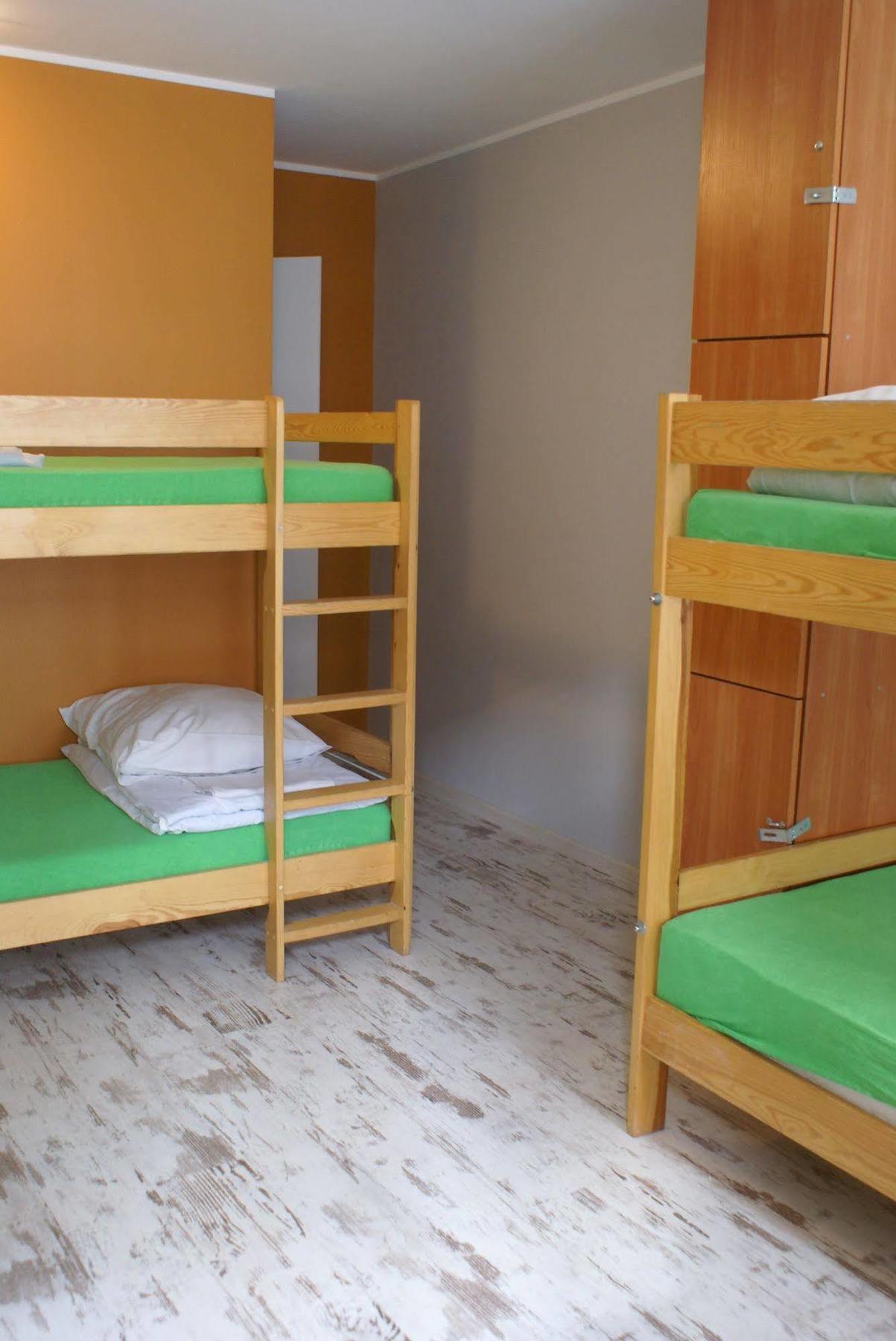 Frolic Goats Hostel Poznan Exterior photo