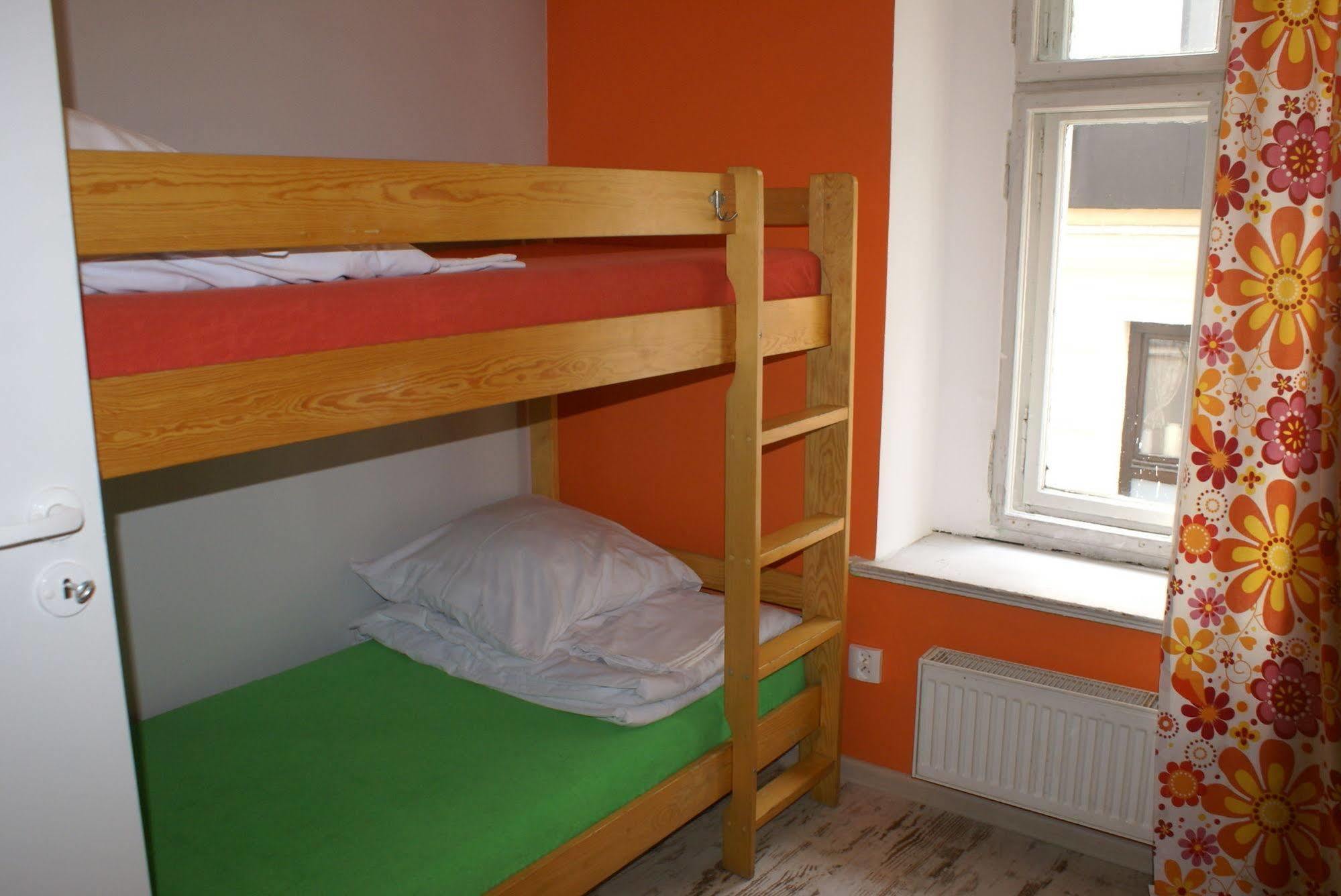 Frolic Goats Hostel Poznan Exterior photo