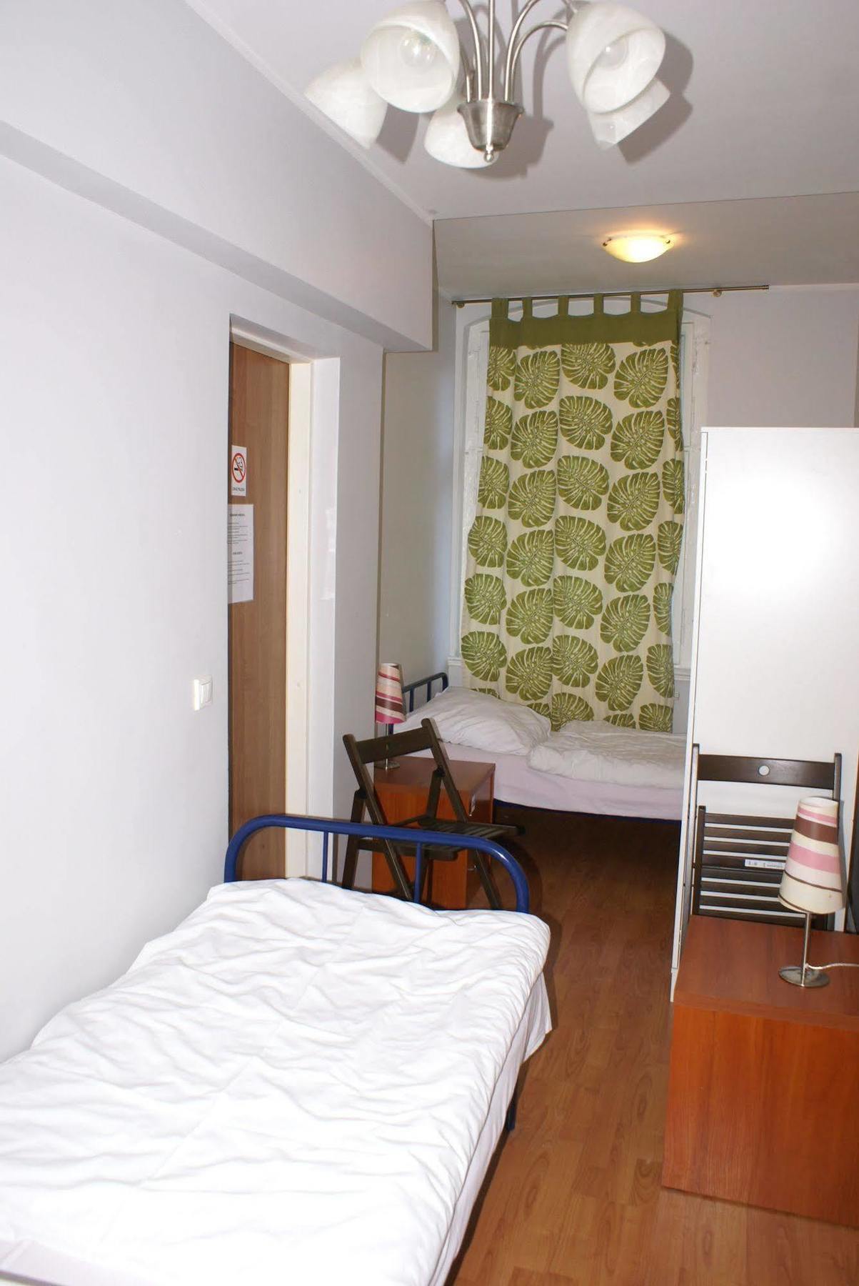 Frolic Goats Hostel Poznan Exterior photo
