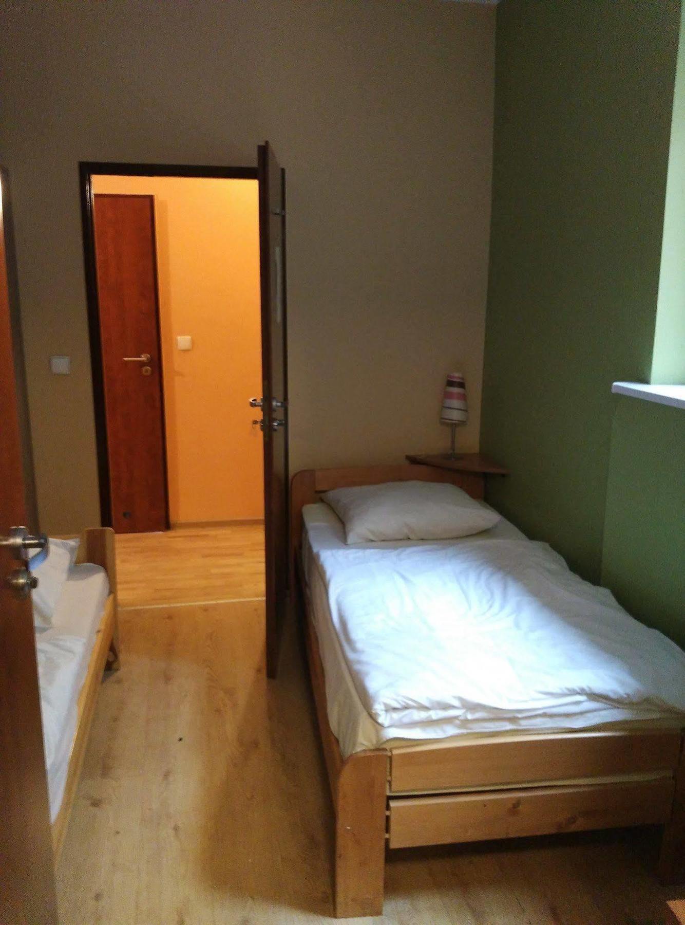 Frolic Goats Hostel Poznan Exterior photo