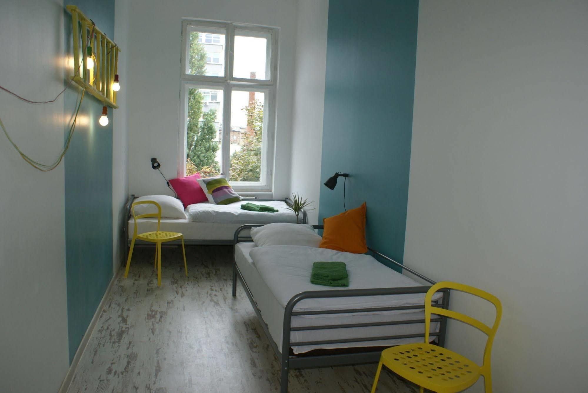 Frolic Goats Hostel Poznan Exterior photo
